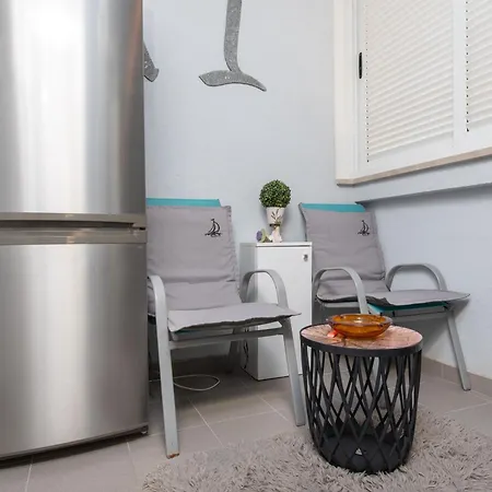 Hana Apartment *