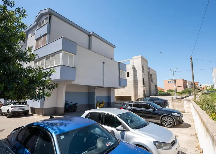 아파트 Hana 트로기르