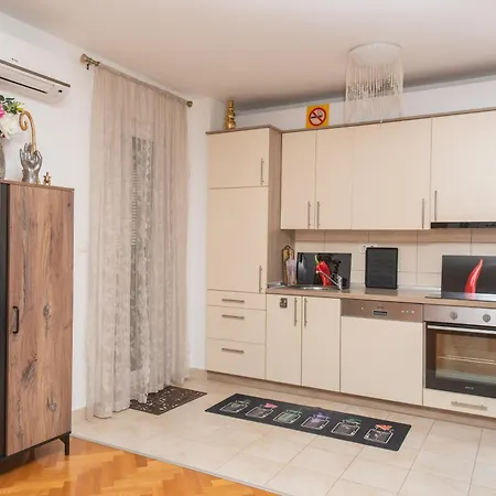 Апартаменты Hana *